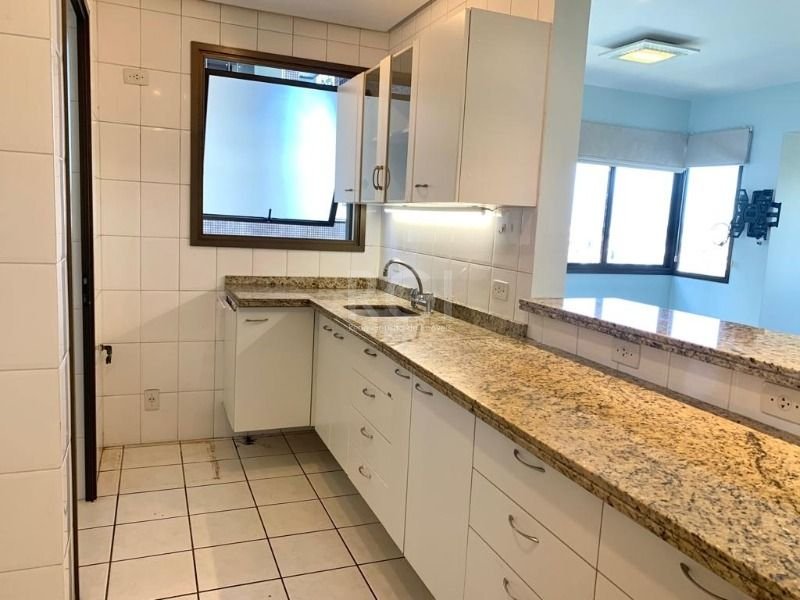 Apartamento para alugar com 2 quartos, 85m² - Foto 11