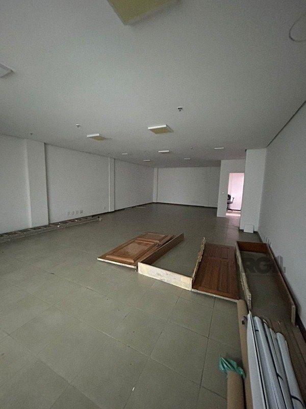 Loja-Salão para alugar, 101m² - Foto 8