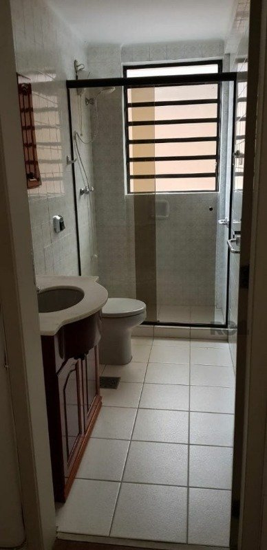 Apartamento para alugar com 2 quartos, 74m² - Foto 4