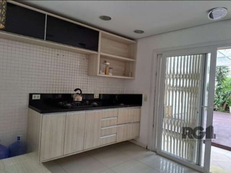 Casa para alugar com 3 quartos, 182m² - Foto 11