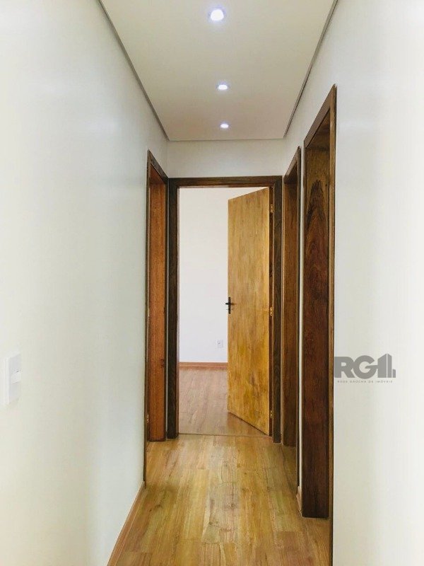 Apartamento à venda com 3 quartos, 84m² - Foto 2