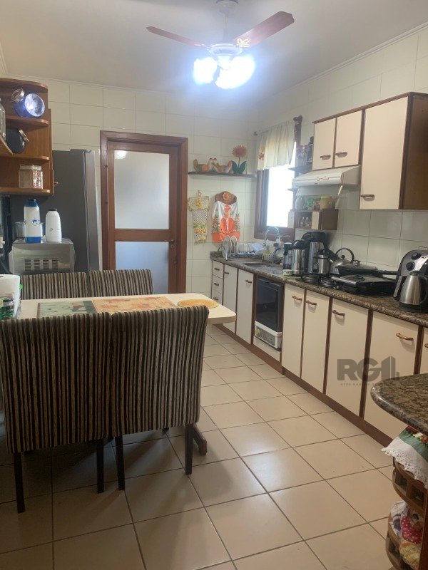 Apartamento à venda com 3 quartos, 140m² - Foto 10