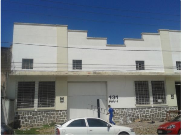 Depósito-Galpão-Armazém para alugar, 447m² - Foto 1