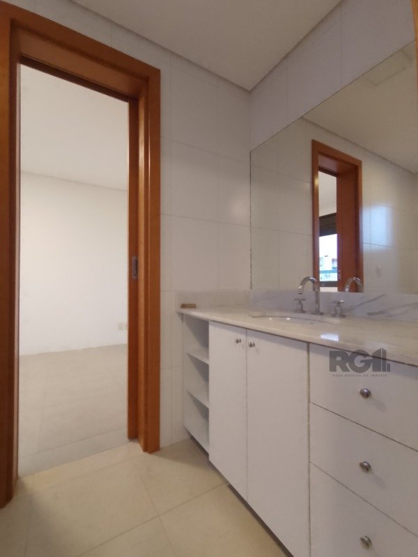 Apartamento para alugar com 3 quartos, 138m² - Foto 17