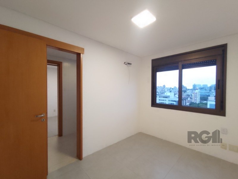 Apartamento para alugar com 3 quartos, 138m² - Foto 19