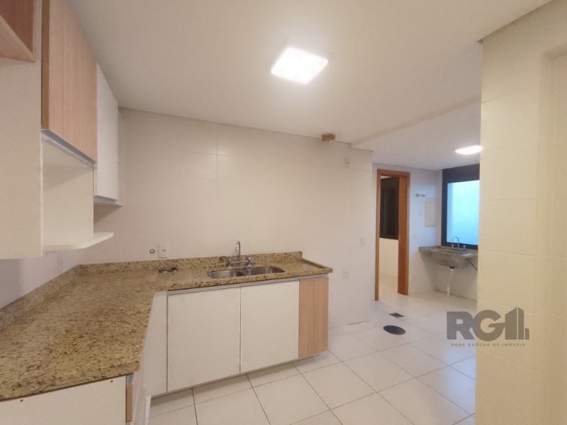 Apartamento para alugar com 3 quartos, 138m² - Foto 28