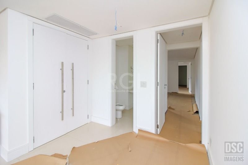 Apartamento para alugar com 4 quartos, 302m² - Foto 9