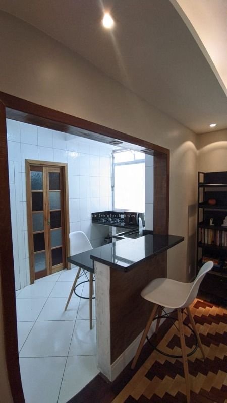 Apartamento à venda com 1 quarto, 60m² - Foto 2