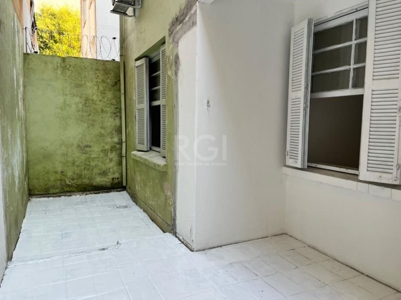 Apartamento à venda com 2 quartos, 83m² - Foto 31